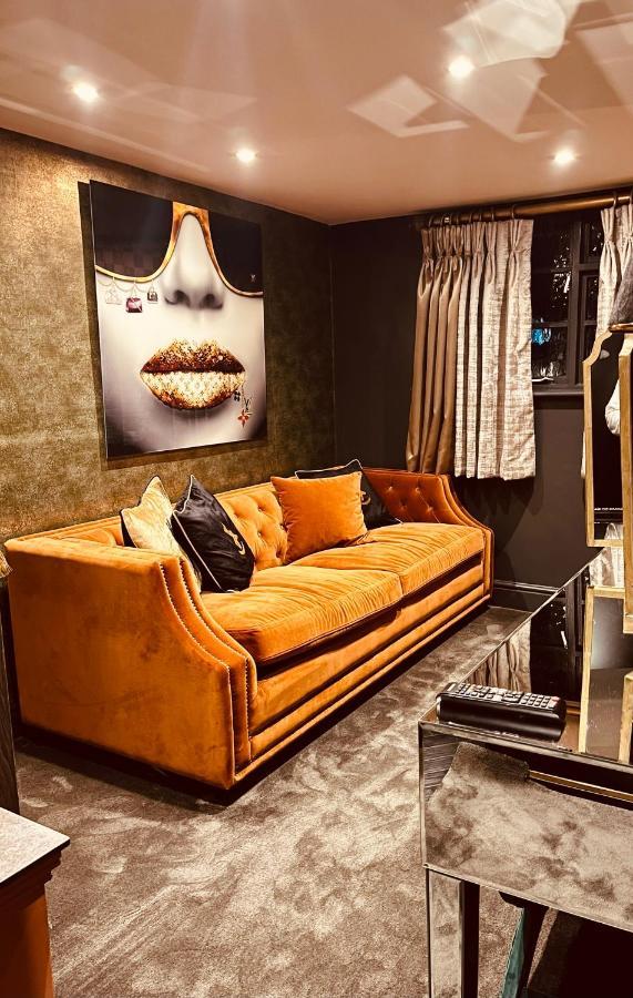 Funky Monk Hotel Epping Ngoại thất bức ảnh