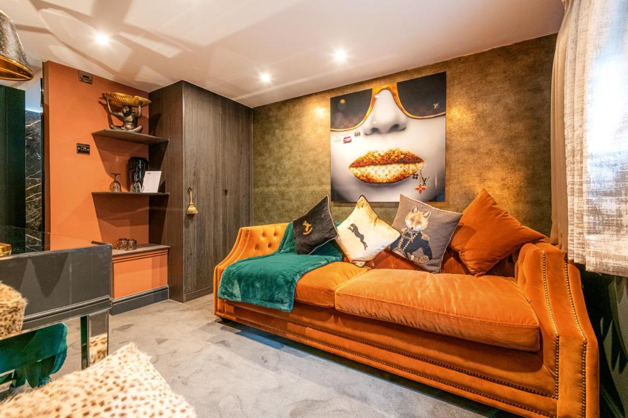 Funky Monk Hotel Epping Ngoại thất bức ảnh