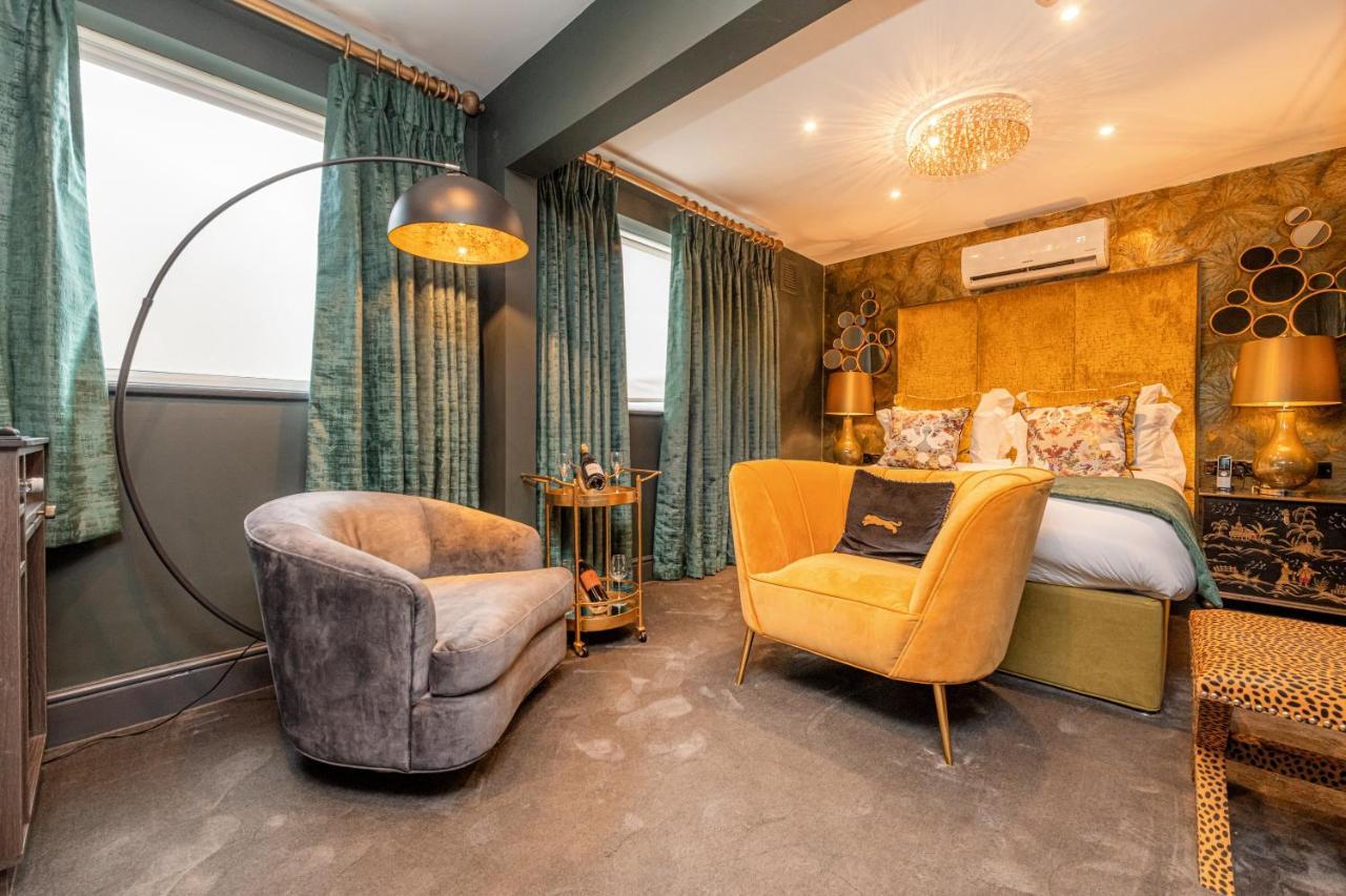 Funky Monk Hotel Epping Ngoại thất bức ảnh