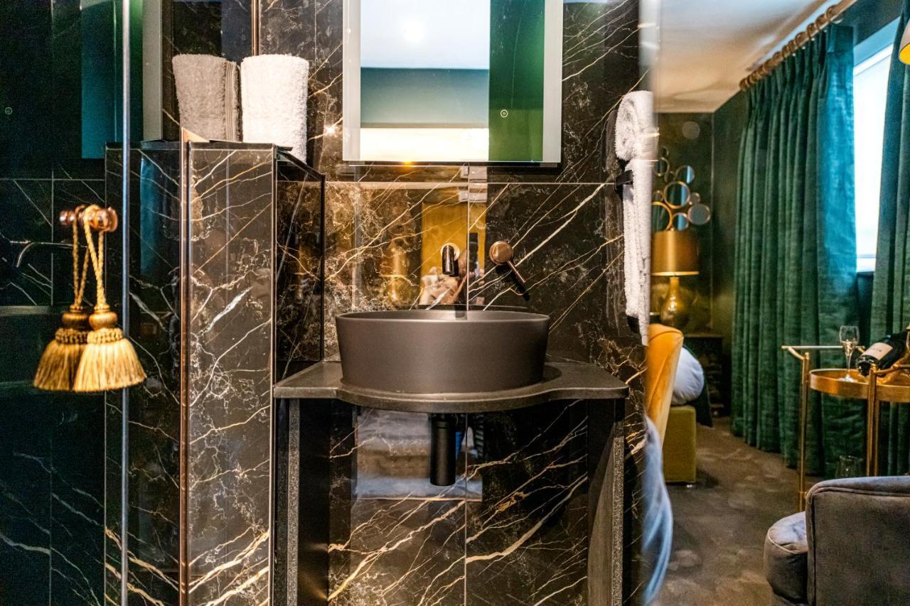 Funky Monk Hotel Epping Ngoại thất bức ảnh